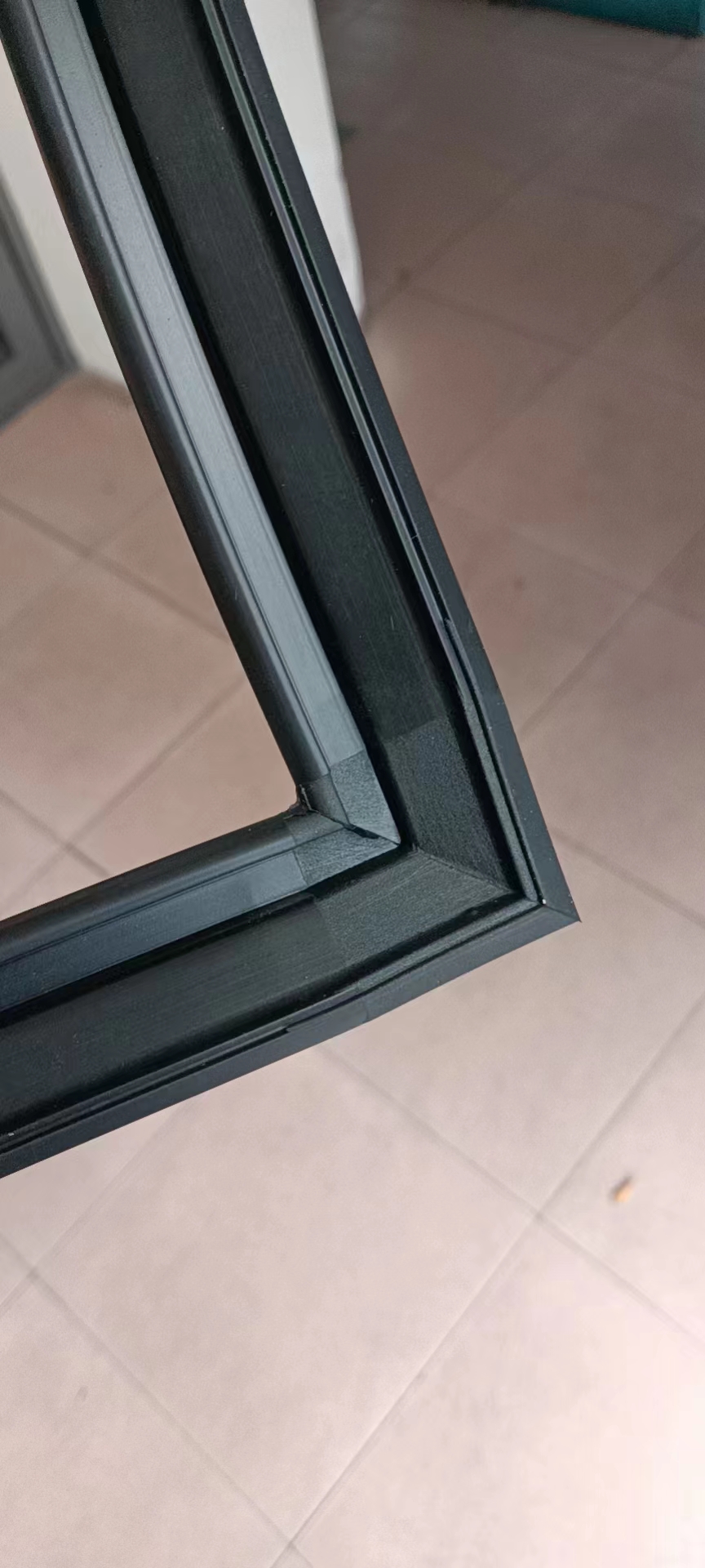 The whole window frame rectangle EPDM rubber gasket with 4 corner connectors welded