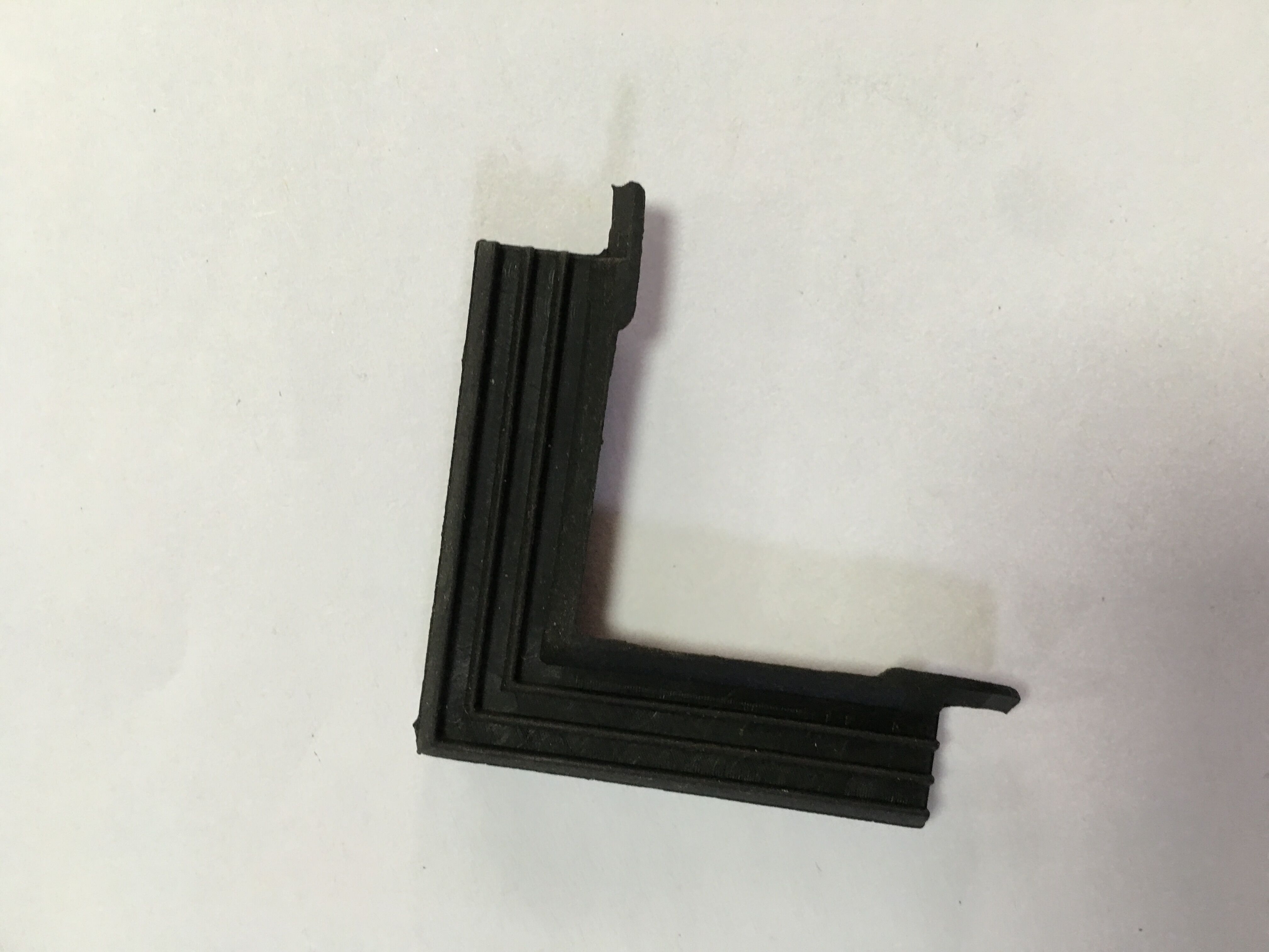 Aluminum alloy window rubber gasket sealing strip corner connectors